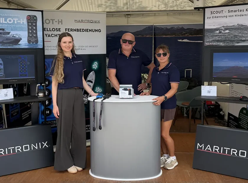MARITRONIX team at BOOT & FUN Berlin Inwater 2026 presenting PILOT-H and SCOUT AI marine technology